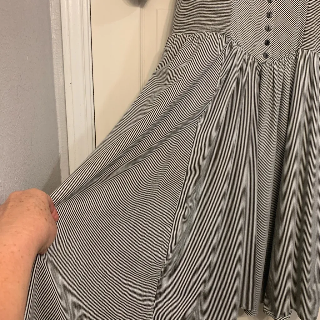 Plaza South Vintage Black & White Fit & Flare Midi Dress. 2508 Size undefined - Image 2