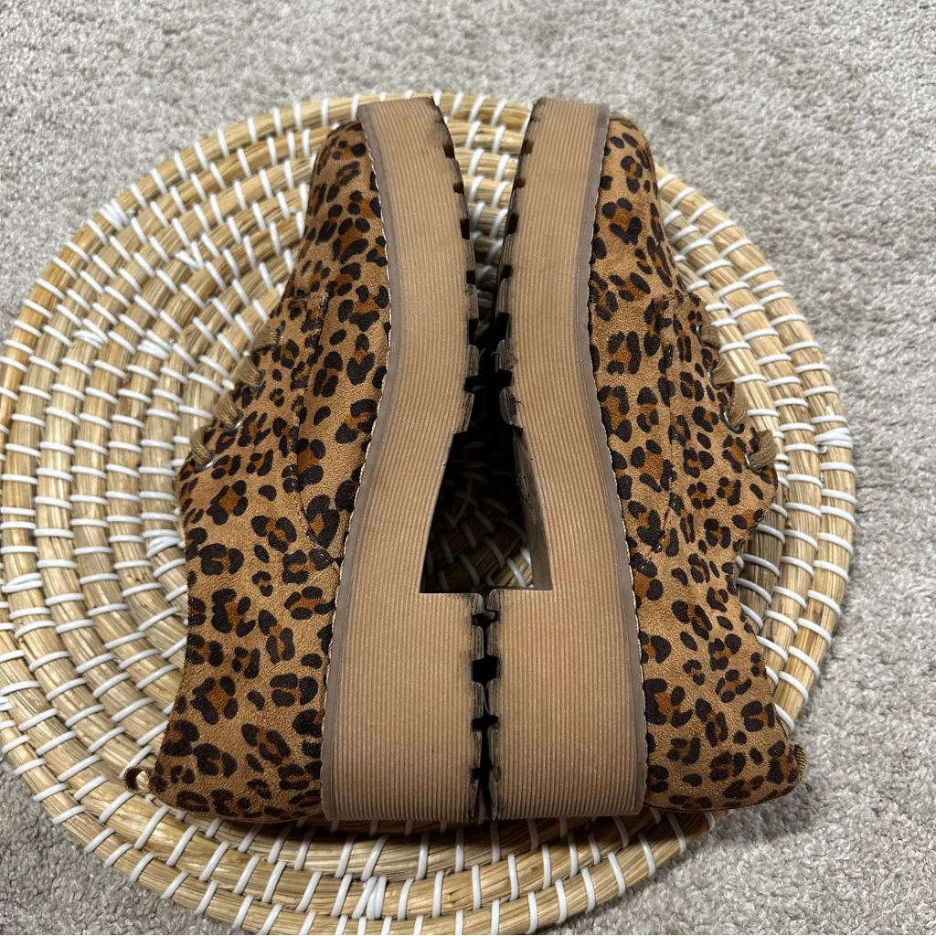 Dirty Laundry Women’s Melodies Oxford Platform Shoes in Cheetah Print 7.5 - Image 11