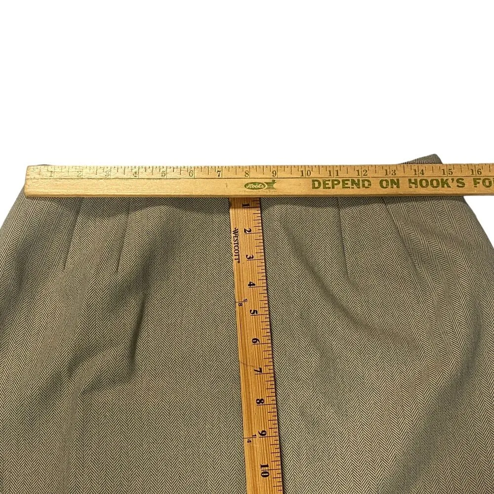 Larry Levine Classics Womens Sz 14 Brown and Tan Herringbone Pencil Career Skirt - Image 3