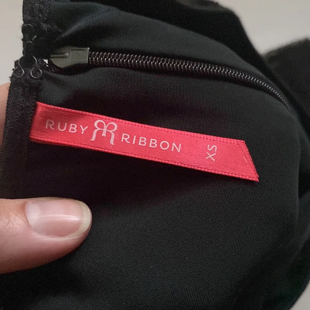 Ruby Ribbon black sequin pencil skirt, festive holiday formal size XS - Image 2