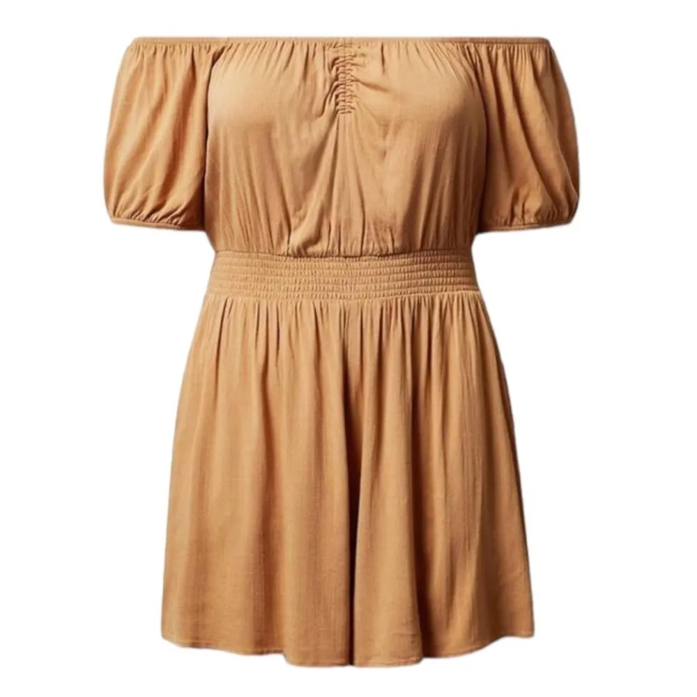 Size 2: Torrid Rayon Slub Smocked Waist Romper - Image 3