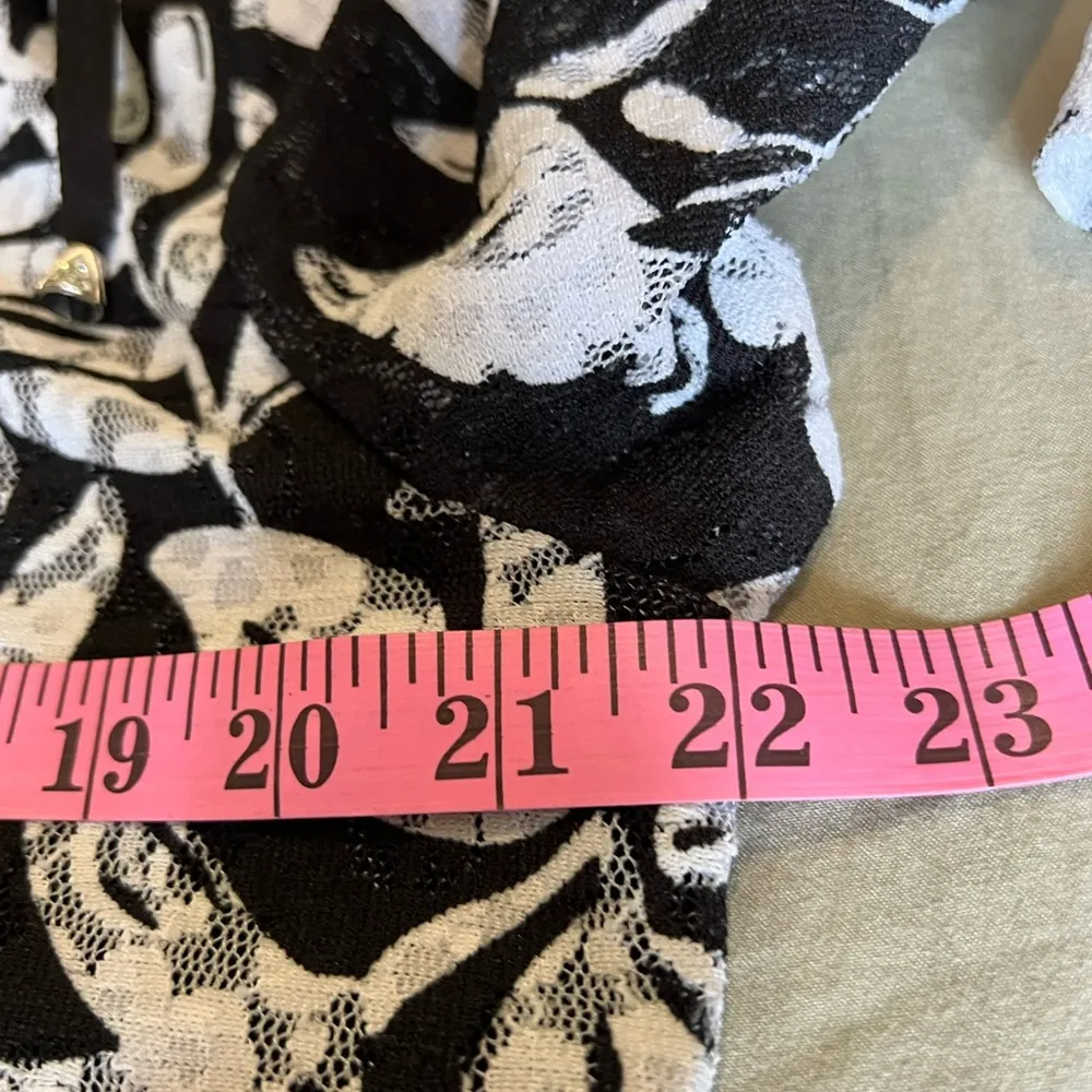 Chico's black/white geometric jacket - Image 3