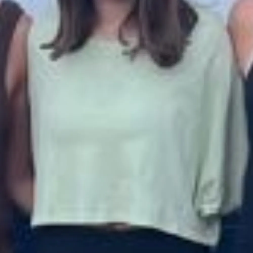 Light Green Cropped Short Sleeve Top - Image 4