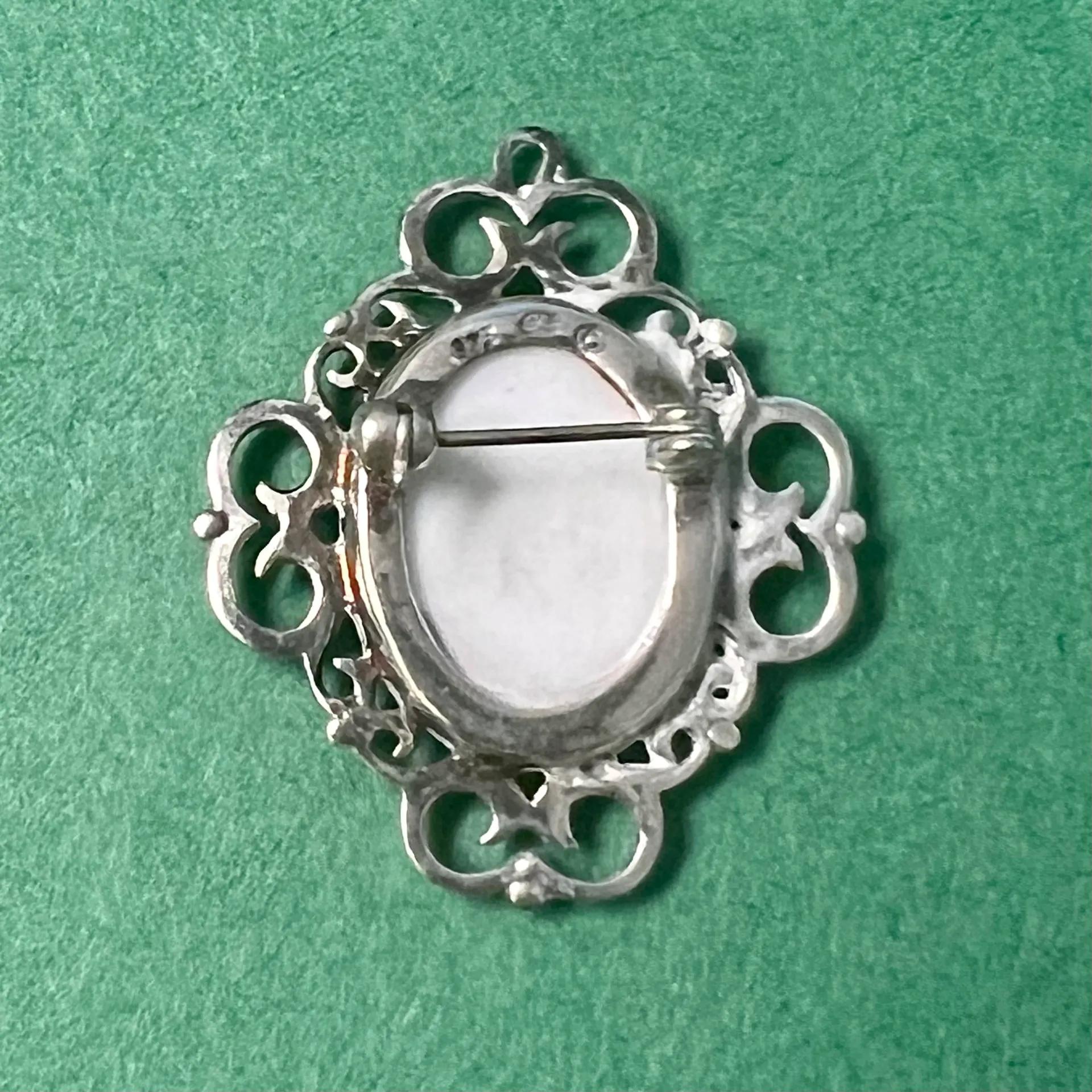 Jez Ceramic Flower On 925  Pin Brooch - Signed Vintage Gift Idea - Image 3