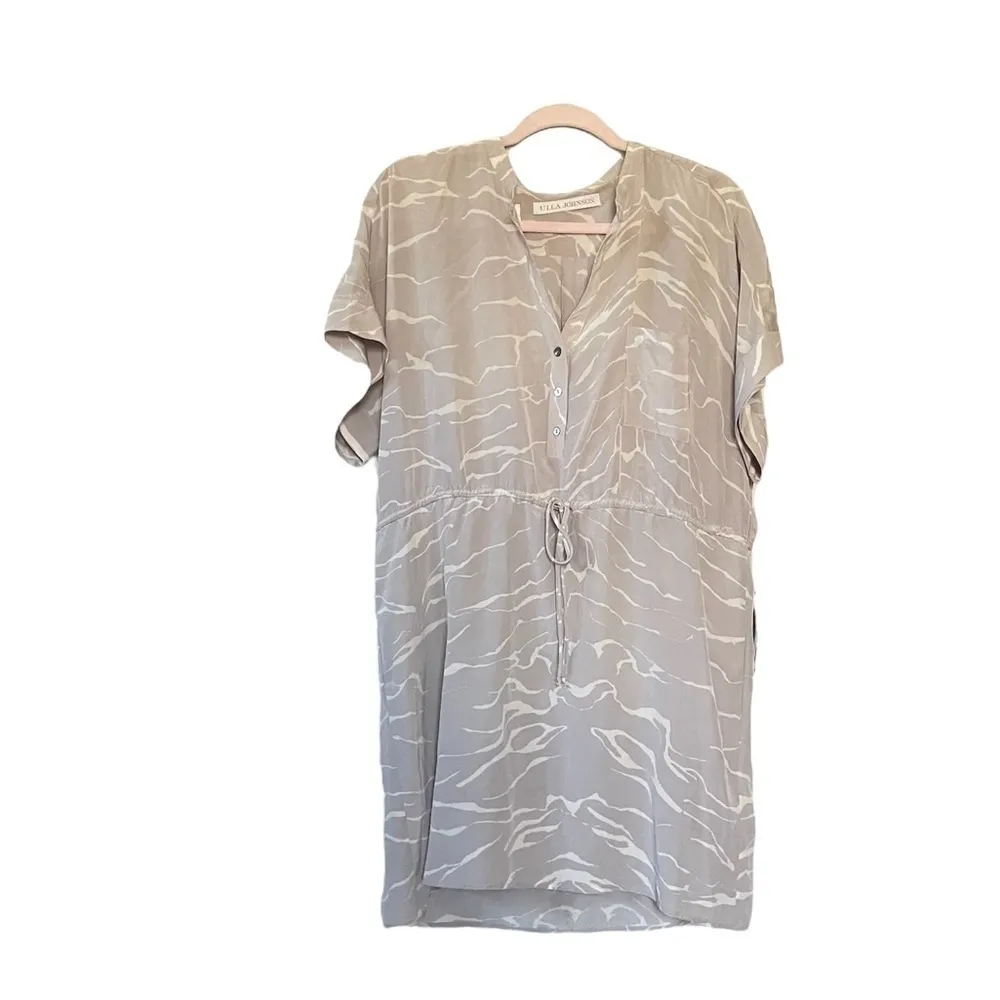 Ulla Johnson Silk Short Sleeve Drawstring Dress in Zebra Sand Beige ā Size M - Image 2