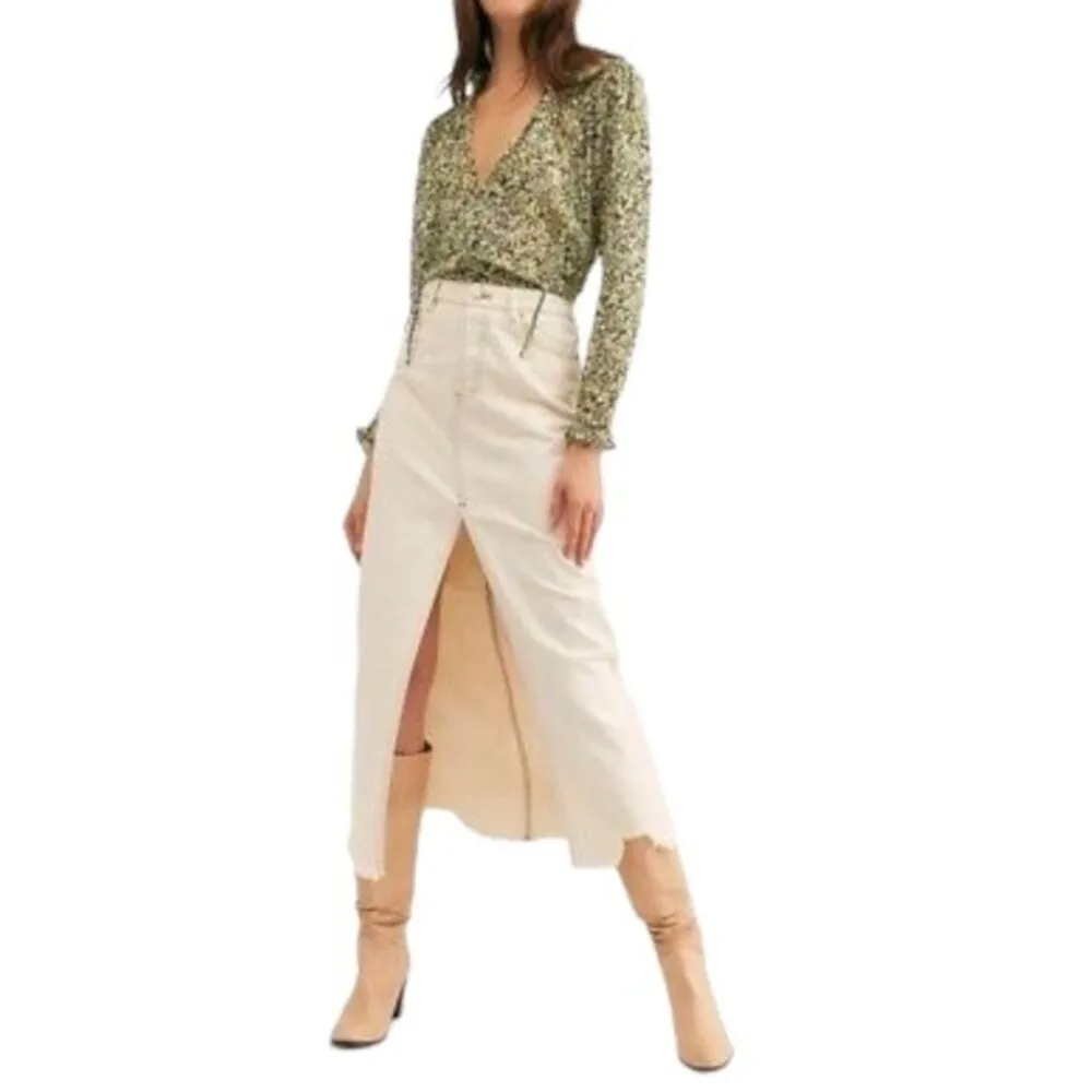 Free People Lela Blouse Floral Black & Green Flowy Boho Tie Neck Top Size Medium - Image 9