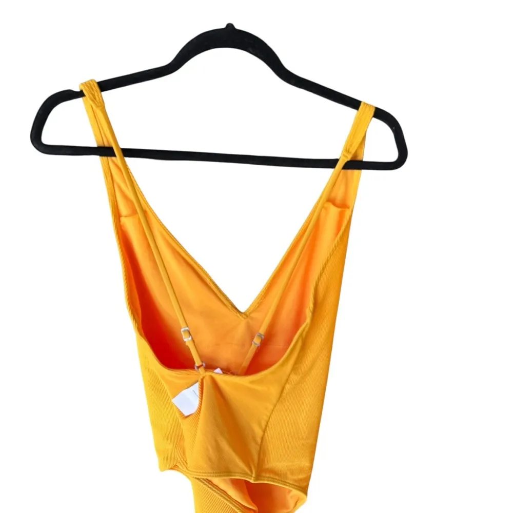 Abercrombie & Fitch - NWT Yellow Plunge High Leg Cheeky Swimsuit Sz L - Image 5