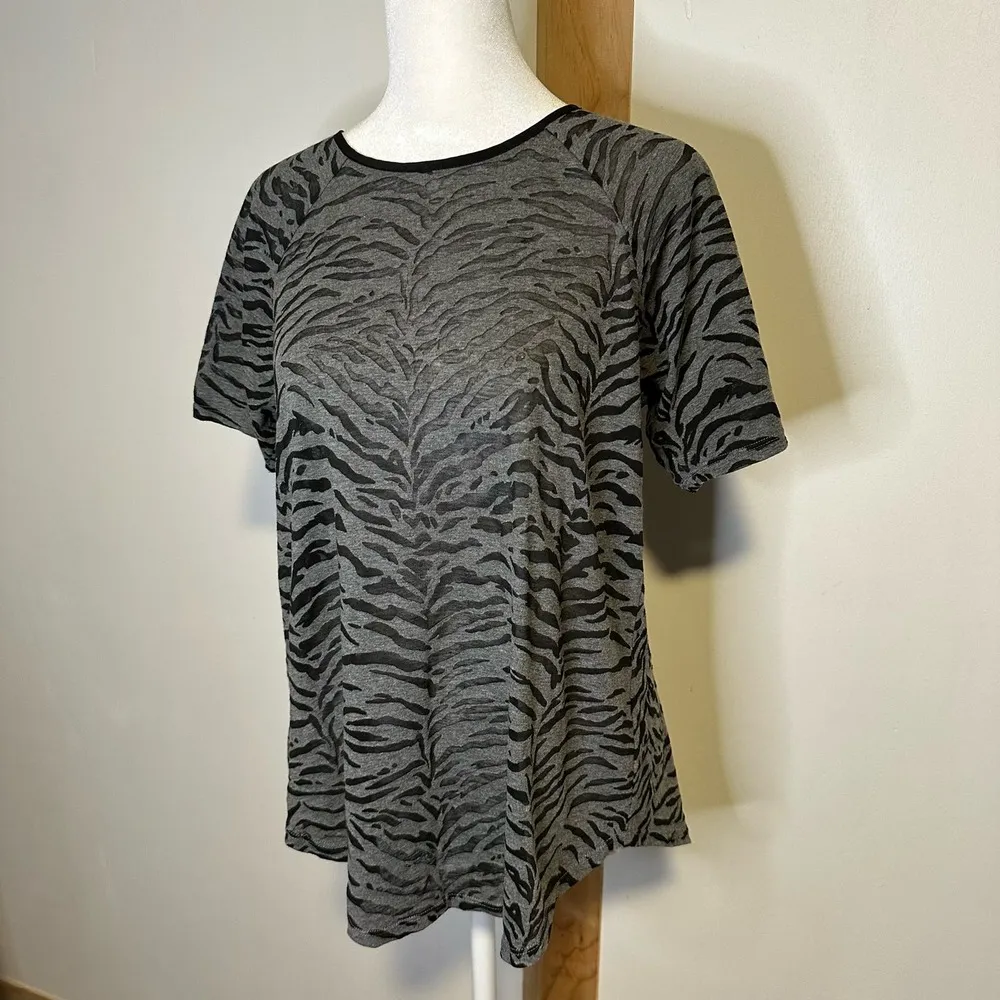 Rebecca Taylor gray & black animal print short sleeve top size XS - Image 3
