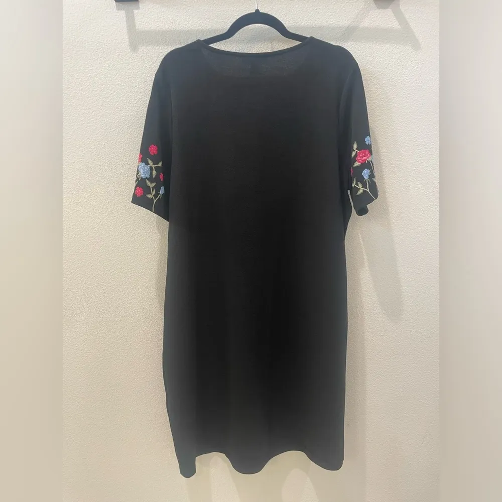 ASOS New Look Curve puff floral detail black dress size 16 - Image 7