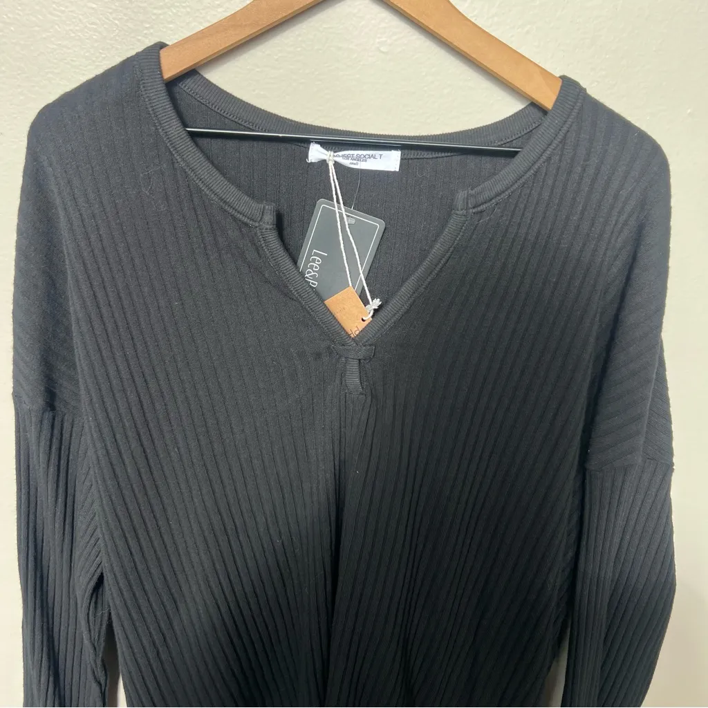 Project Social T NWT Getaway Notch Neck Sweater Ribbed Pullover Black Size Small - Image 5