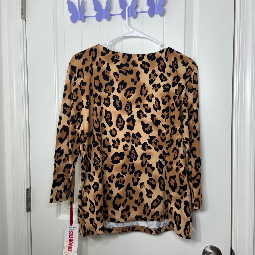 NEW Ruby Rd women’s brown‎ leopard jewel neck 3/4 sleeve blouse large Tan - Image 5