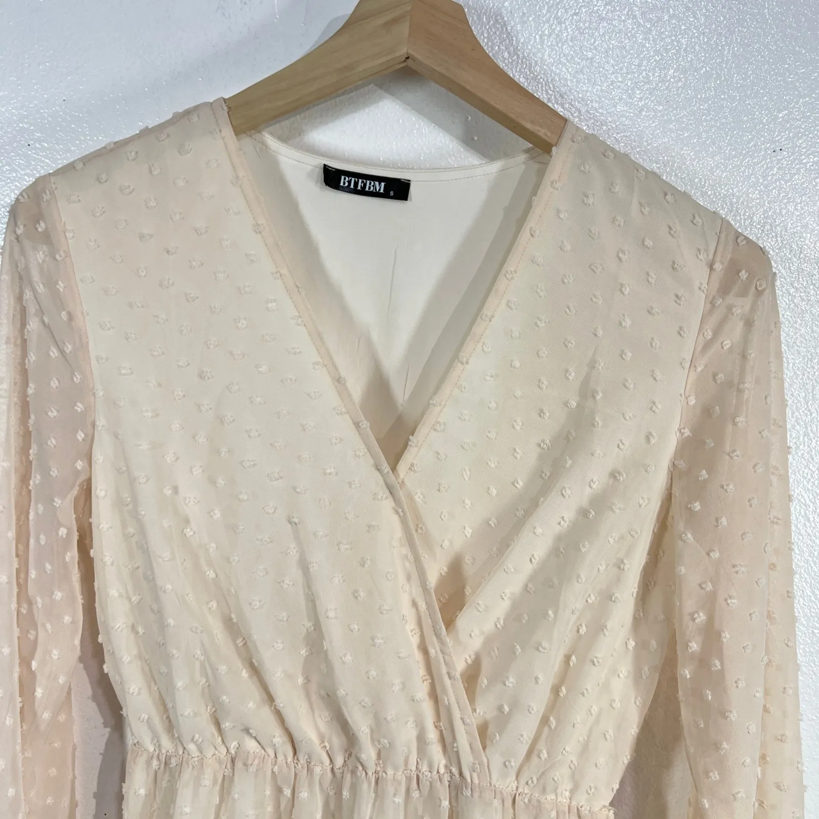 BTFIM Swiss Dot Dress Long Sleeve Ruffle Hem Midi Dress Beige‎ Size Small Boho Tan - Image 12