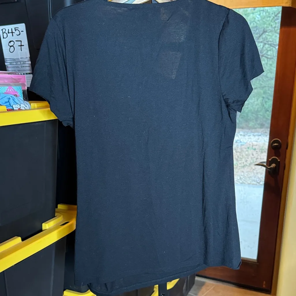 Armani Exchange A/X Faux Leather Black Raw Hem Top with Zipper Accent Size Large - Image 5