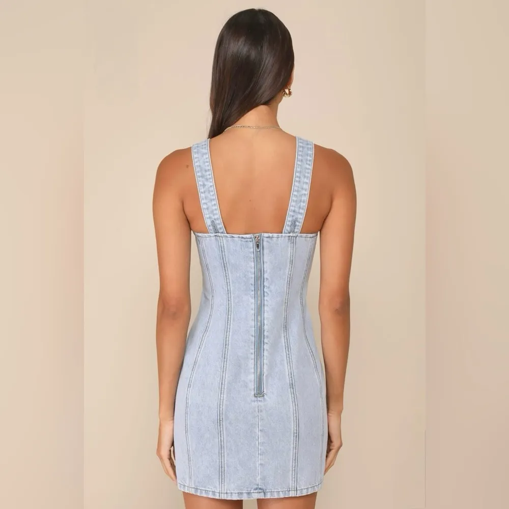 NWT Lulu’s Stylish Daze Light Wash Denim Sleeveless Bustier Mini Dress S - Image 3