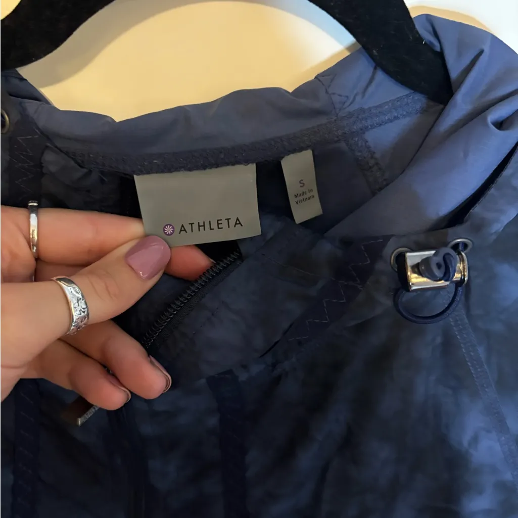 Athleta Women’s Small Blue Tie Dye Catalina Hooded Full Zip UPF Jacket - Image 4