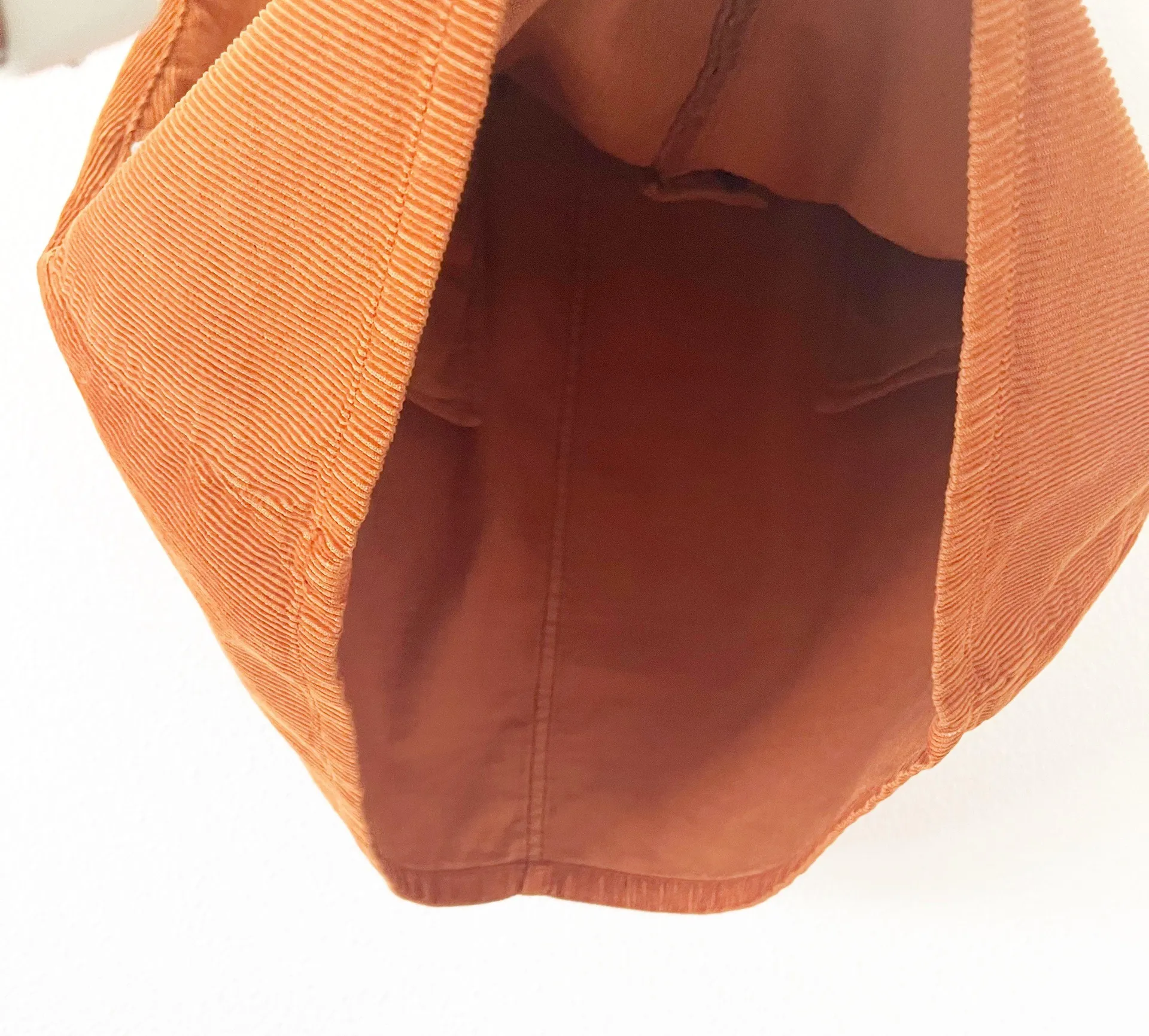 Skirt & UO Top - Image 6