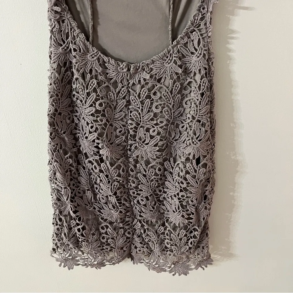 Lulu’s Hidden Talent Backless Grey Floral Lace Mini Dress, Women’s Size M - Image 11