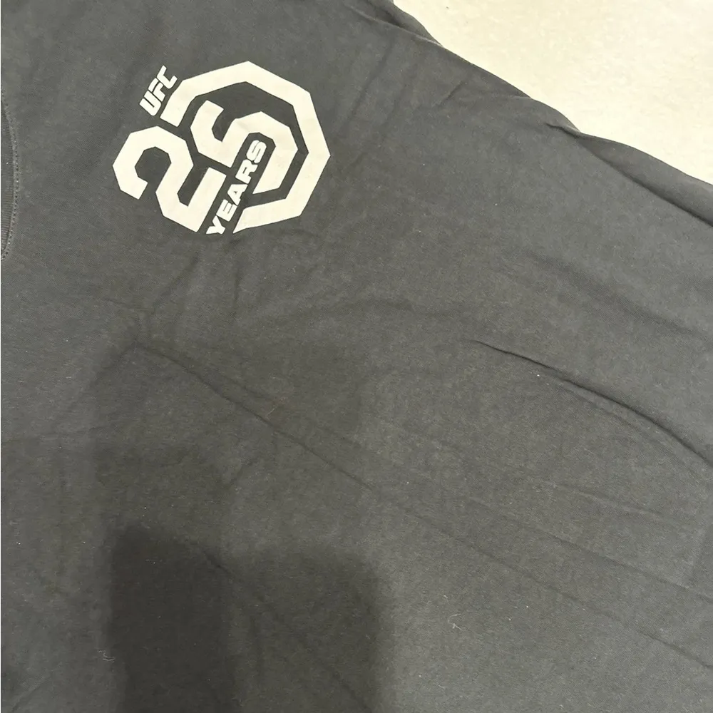 UFC X Fanatics Deadstock UFC 229 Khaib vs Mcgregor The World is Watching Medium - Image 4