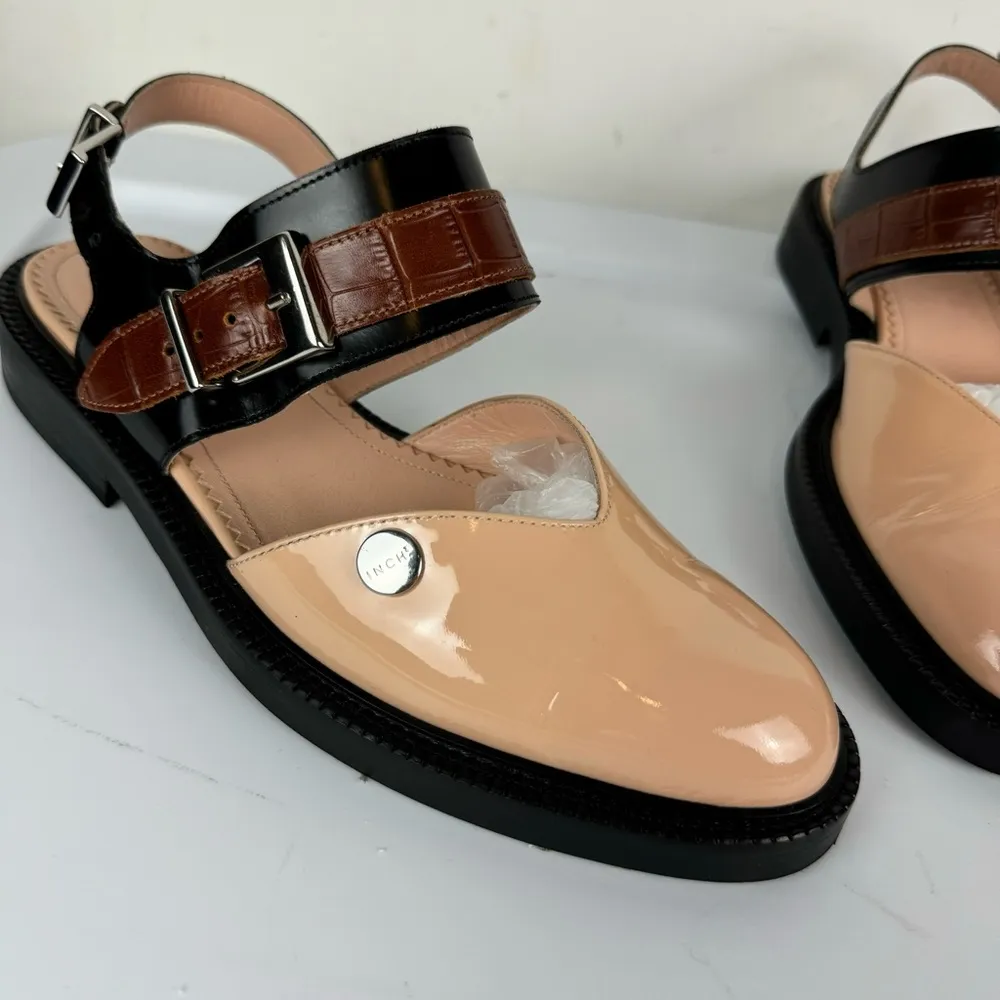 INCH2 Patent Italian Leather Closed Toe Sandals Sz 38 Nude Bucke Strap Black - Image 8