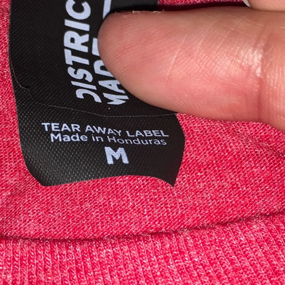 Poulsbo, WA Viking Graphic Tee Medium Red - Image 3