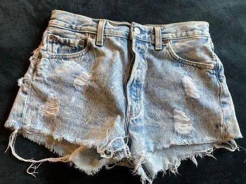 Levi’s Acid Wash Levi Shorts - Image 4