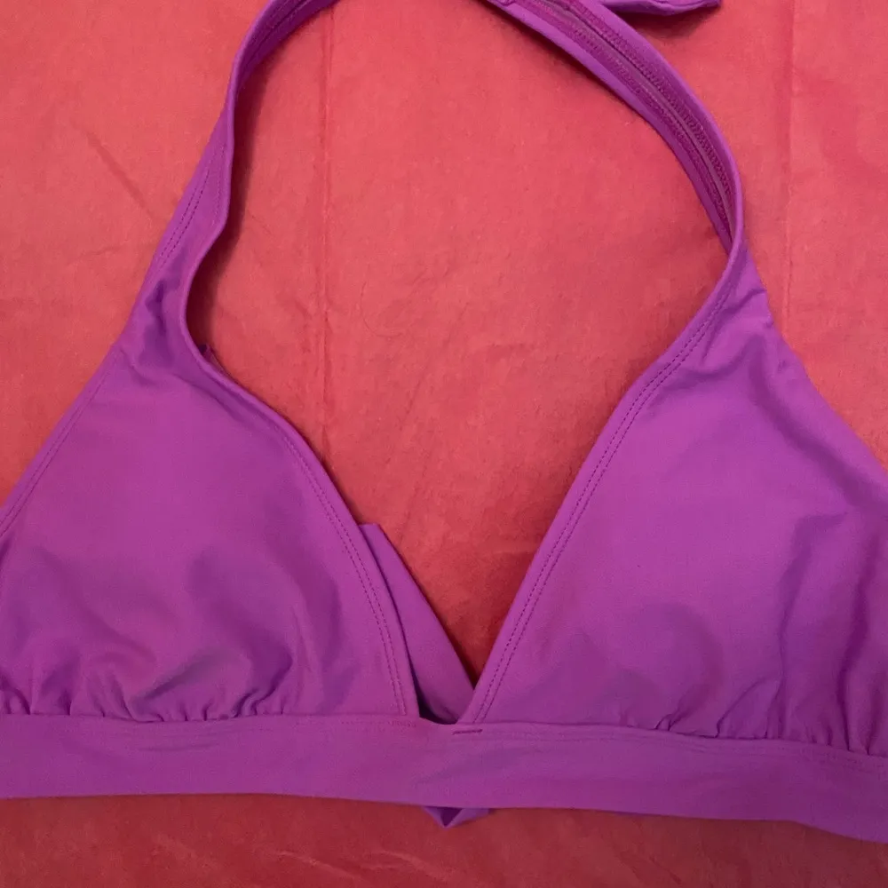 Beautiful purple bikini top - Image 2