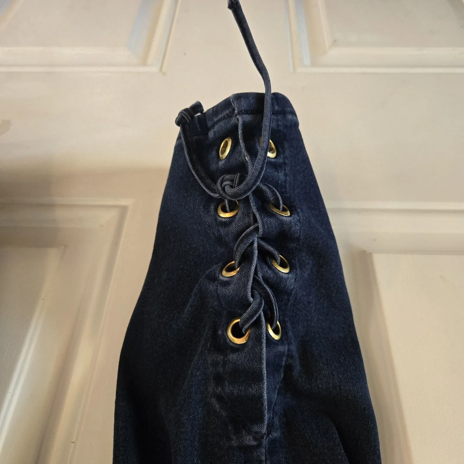 Michael Kors Izzy Cropped Capri Jeans Size 6 Blue Stretch Denim Lace-Up Hem Y2K - Image 5