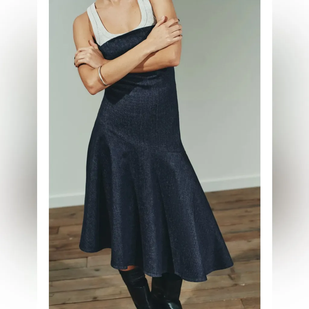 Zara NWT dark denim blue asymmetric hem strapless tube midi dress - Image 5