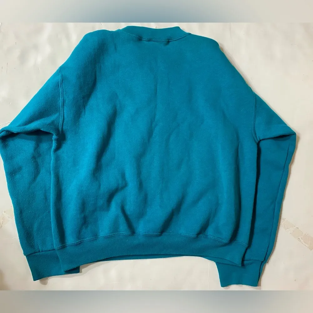 Vintage Connecticut crew neck sweatshirt Size M - Image 4