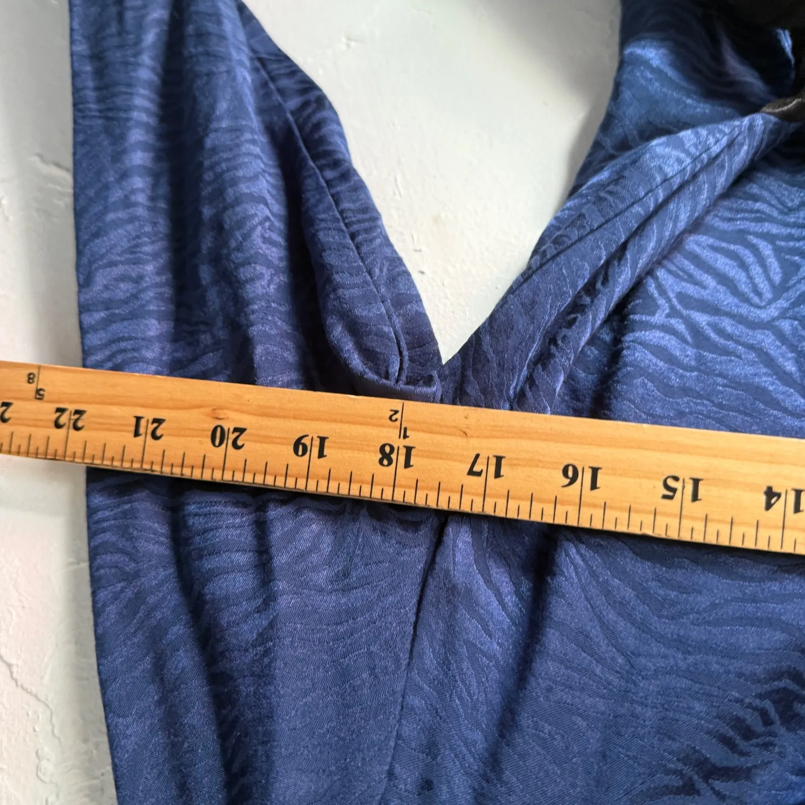 Victoria's Secret Blue Animal Print Kimono Robe M L Wrap Tie Luxury Loungewear‎ - Image 7