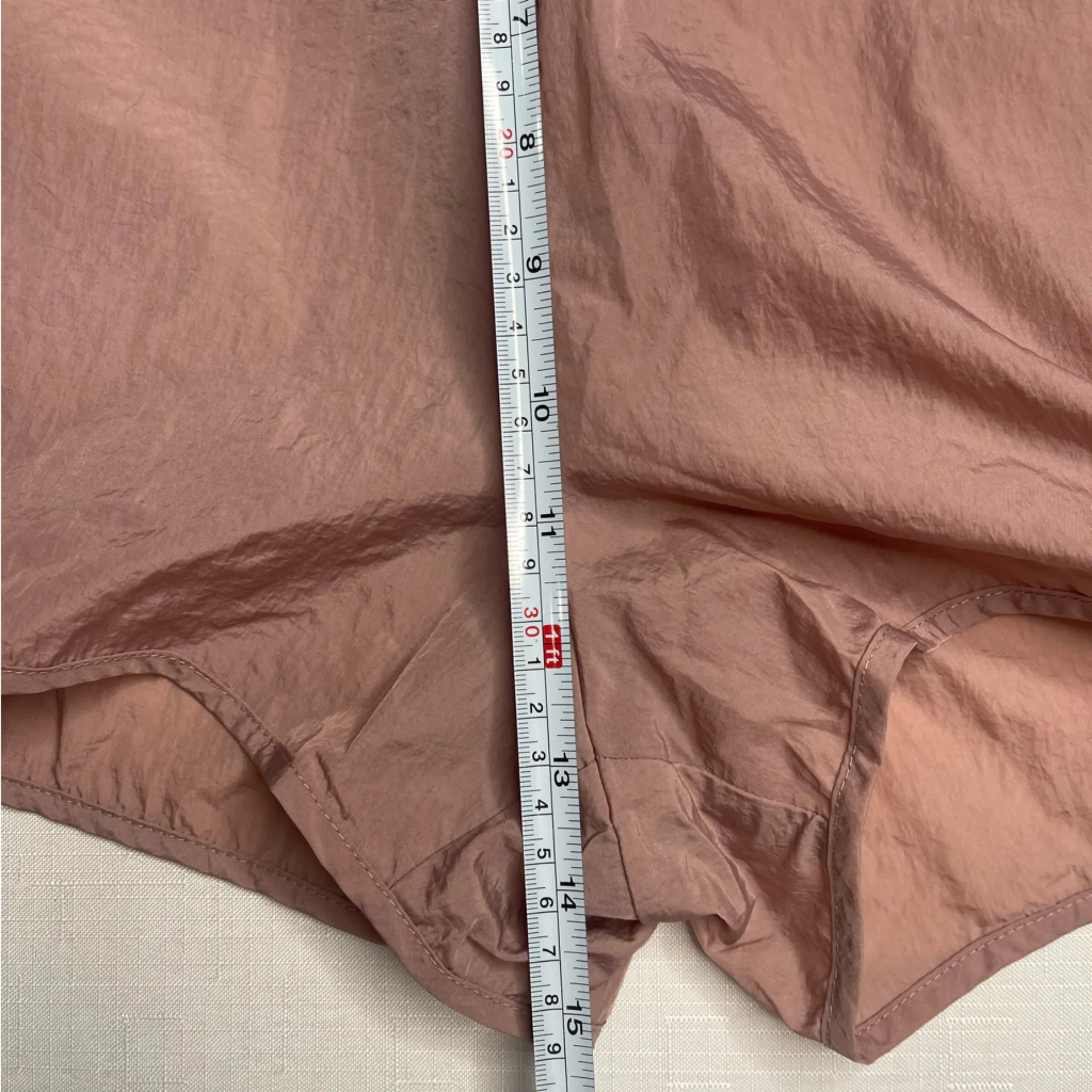 Aeropostale Lightweight Windbreaker Shorts (Large) - Image 4