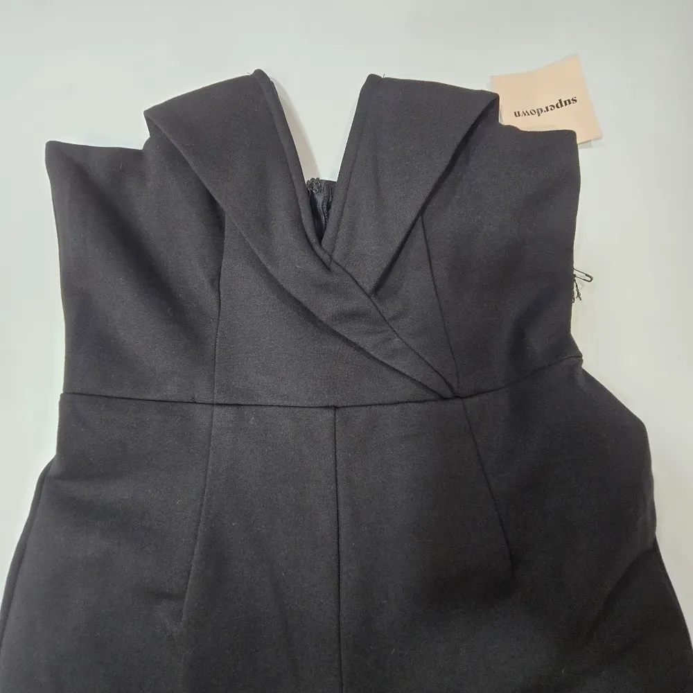 Superdown Madi Strapless Jumpsuit in Black - Image 5