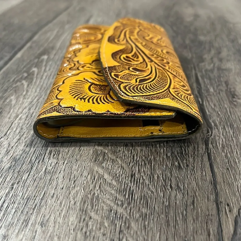 NEW Western handmade leather Elegant Yellow Embossed wallet - Image 4