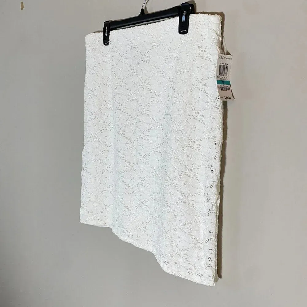 NWT Alfani Women's Size 16 Lace Elastic Waistband White Above the Knee Skirt - Image 9
