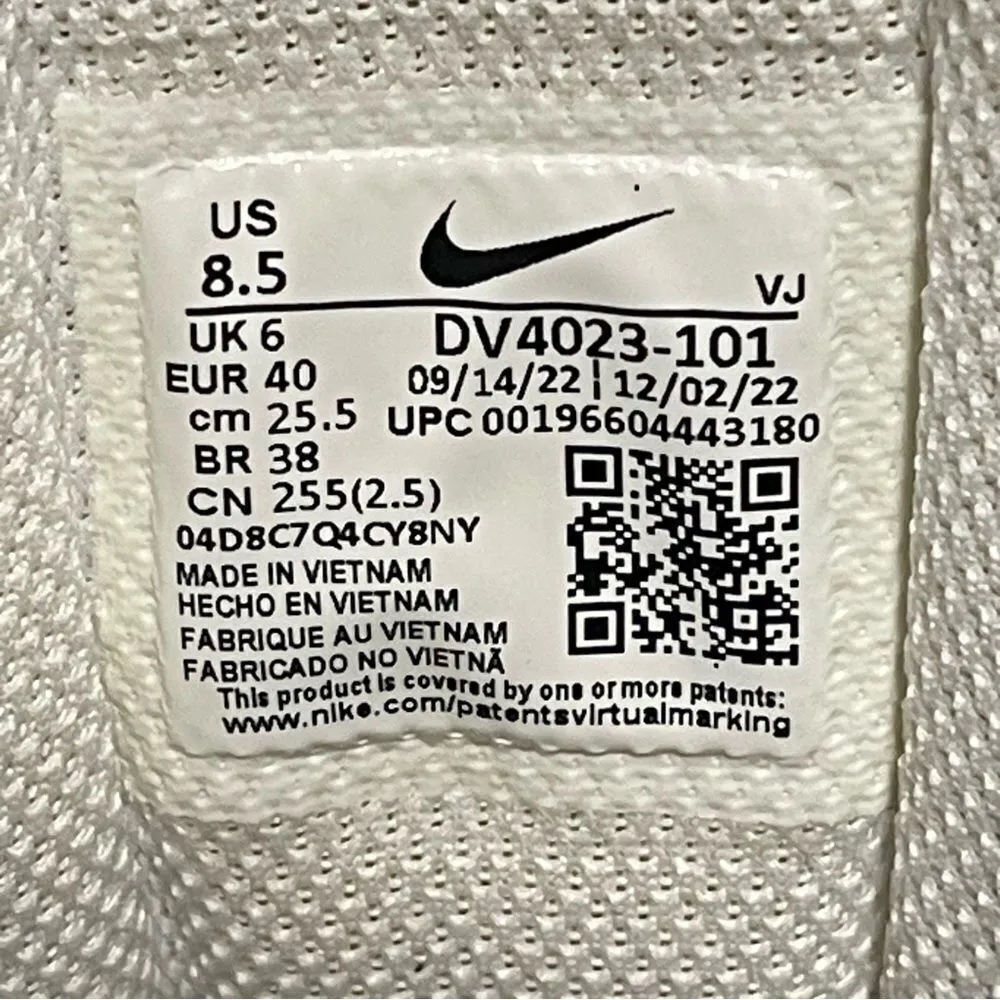 Nike Zoom Winflo 10 Women's White Running Shoes Size 8.5M - Image 4