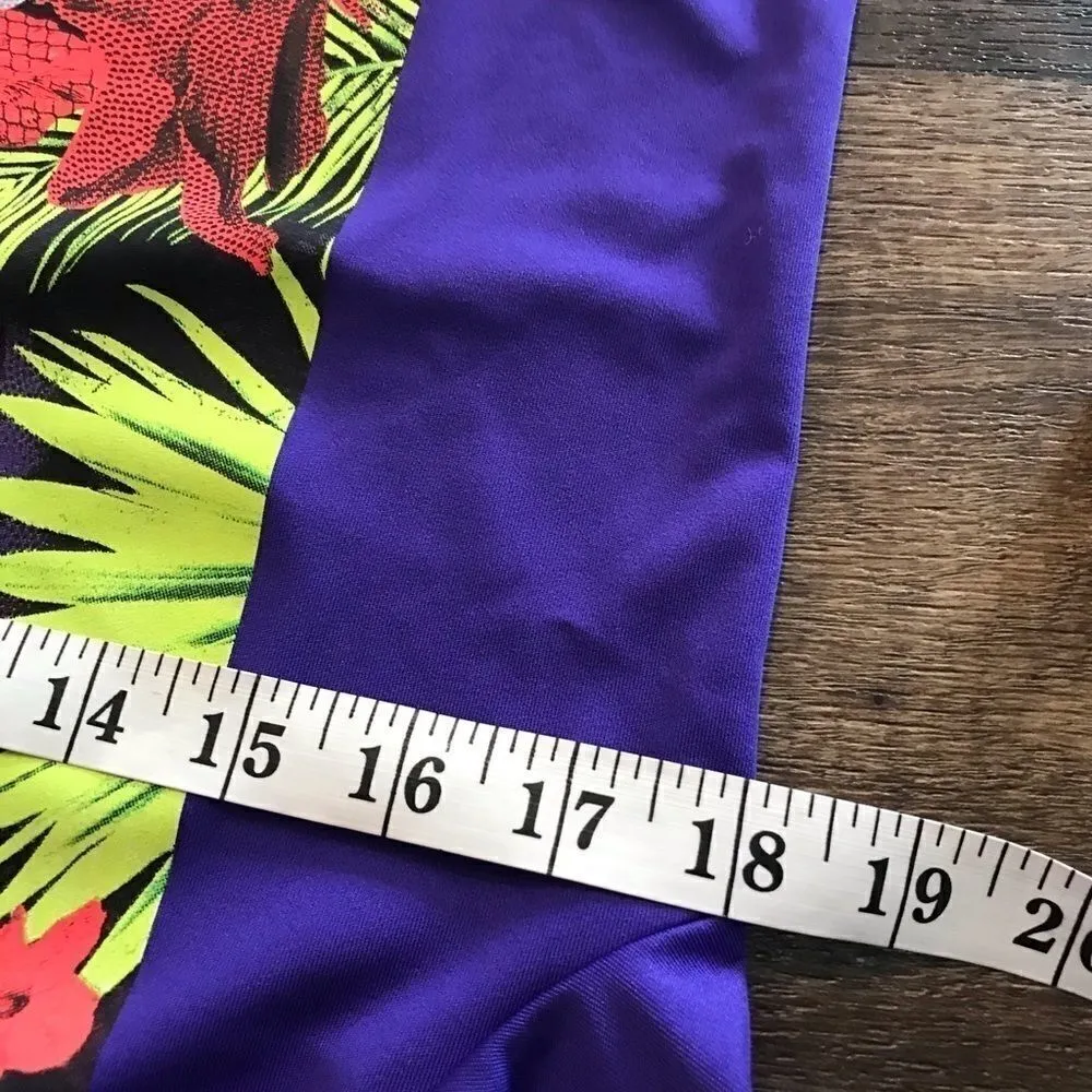 Old Navy Activewear Short Sleeve XL Go-Dry Top - Image 9