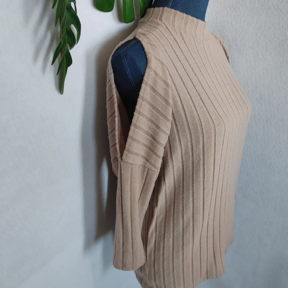 Anthropologie Acemie Mock Turtleneck Cold Shoulder - Image 2