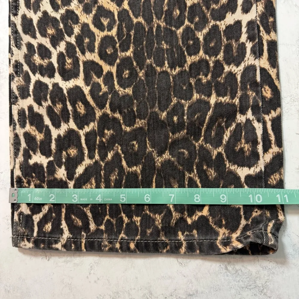 NWT Women's NA-KD Leopard Print Wide Leg Jeans Size 8 Medium - Image 8