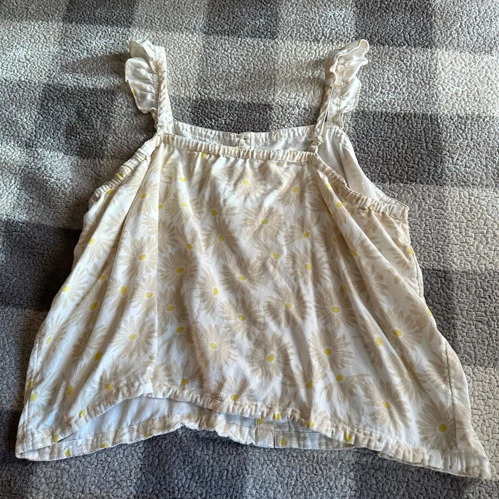 Torrid - Double Gauze Ruffle Button Front Tank Top in Daisy Daydream Size 5 - Image 15