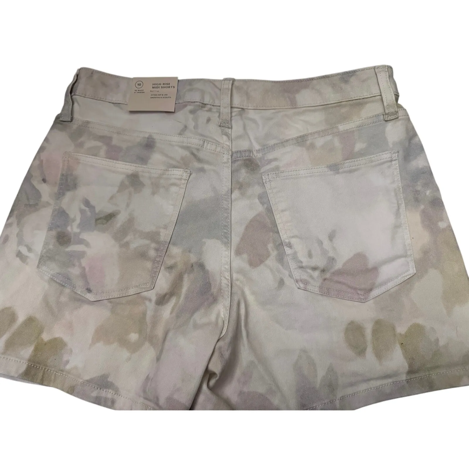 Universal Thread Women’s Hi Rise Midi Shorts Size 10, NWT - Image 3