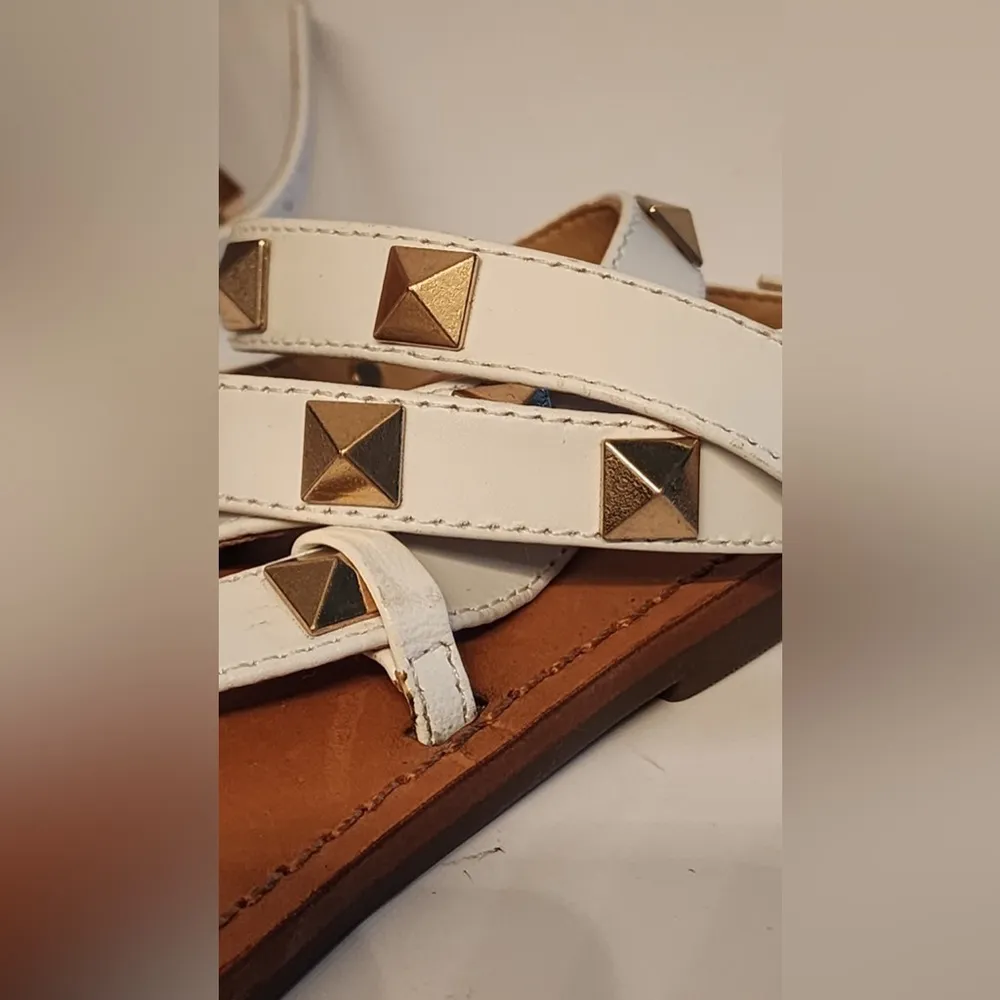 SCHUTZ Courtney Studed Wrap Sandal White Gold Size 6B - Image 8