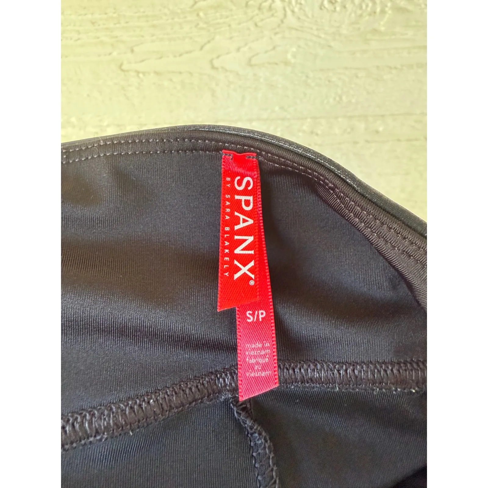 Spanx Faux Leather Leggings High Waisted Black Size Small Petite Pants Tights‎ - Image 4