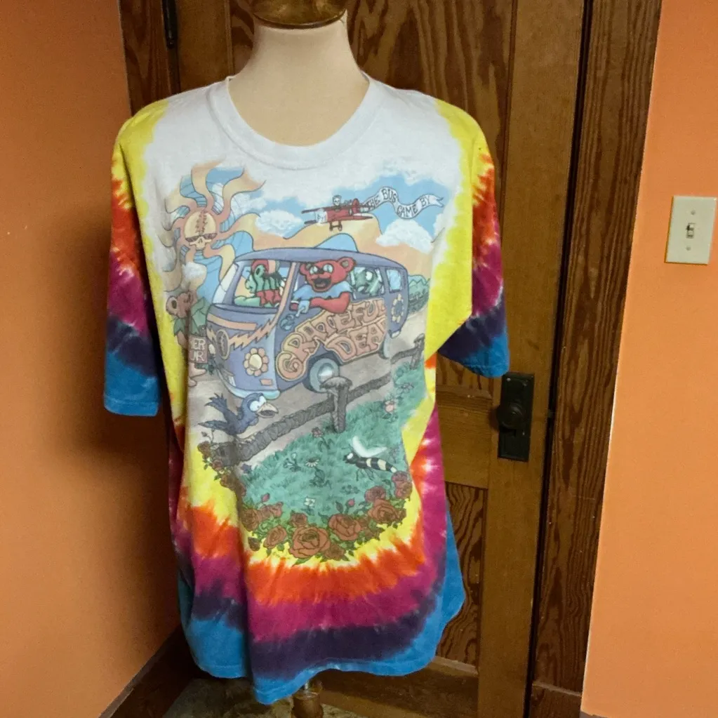 Vintage Y2K Grateful Dead Tie Dye Tour Bus Graphic T-Shirt - Image 5