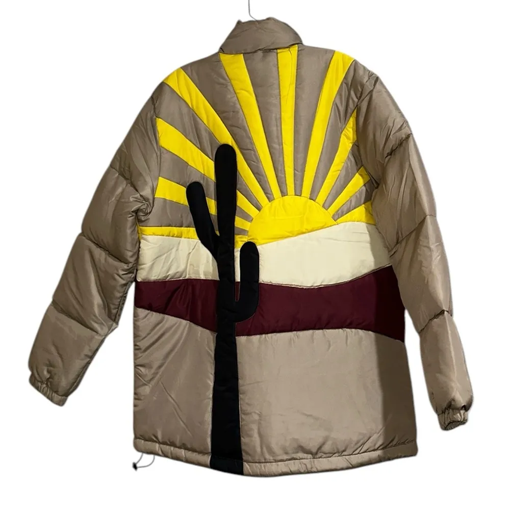 NWT WeSC Vegan Landscape Puffer Sunset Cactus Jacket Unisex Medium Yellow - Image 9