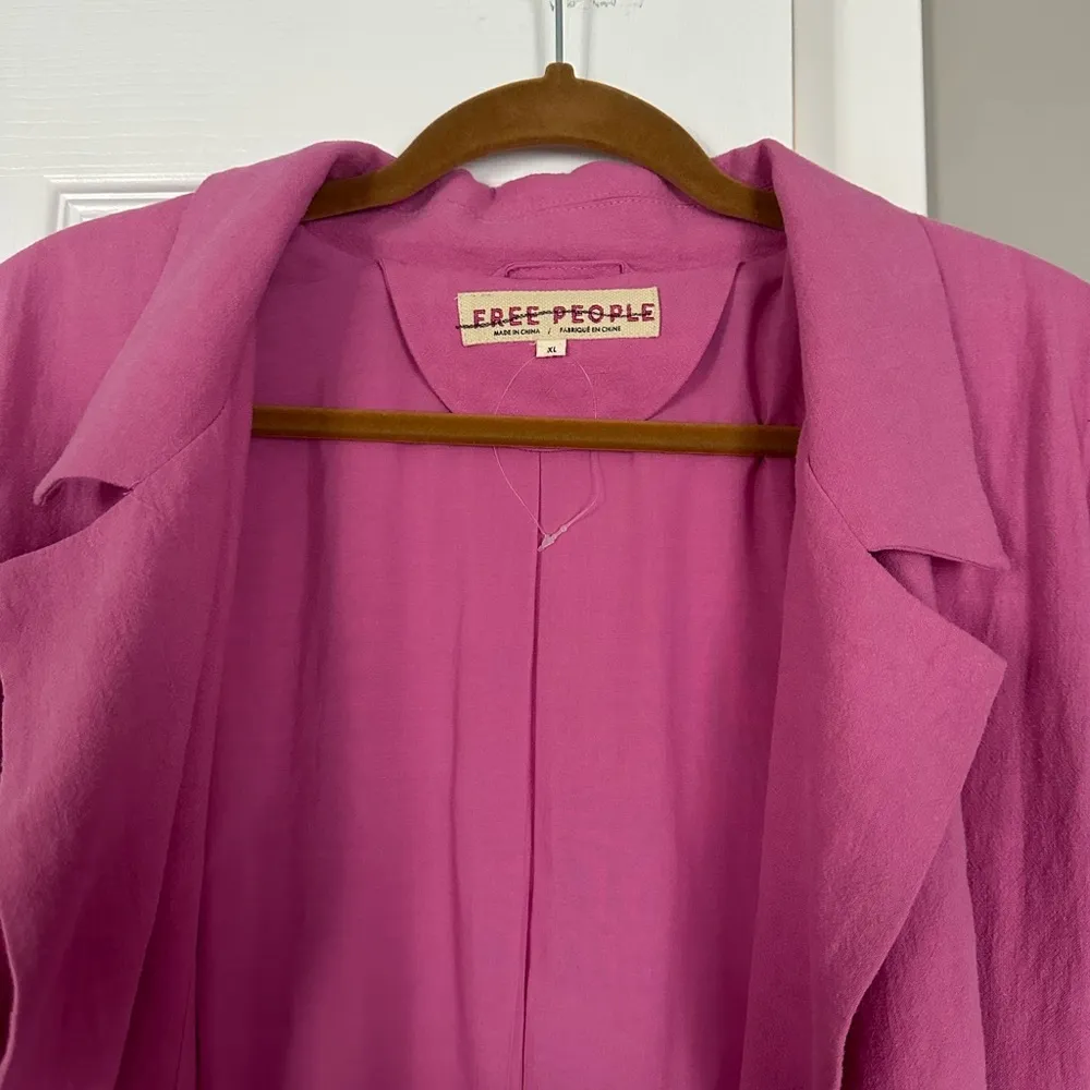Free People Olivia Linen Blazer XL Pink Double
Breasted Belted Oversized NWOT - Image 9