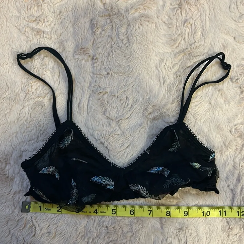 triangle bralette in size XS - Image 6