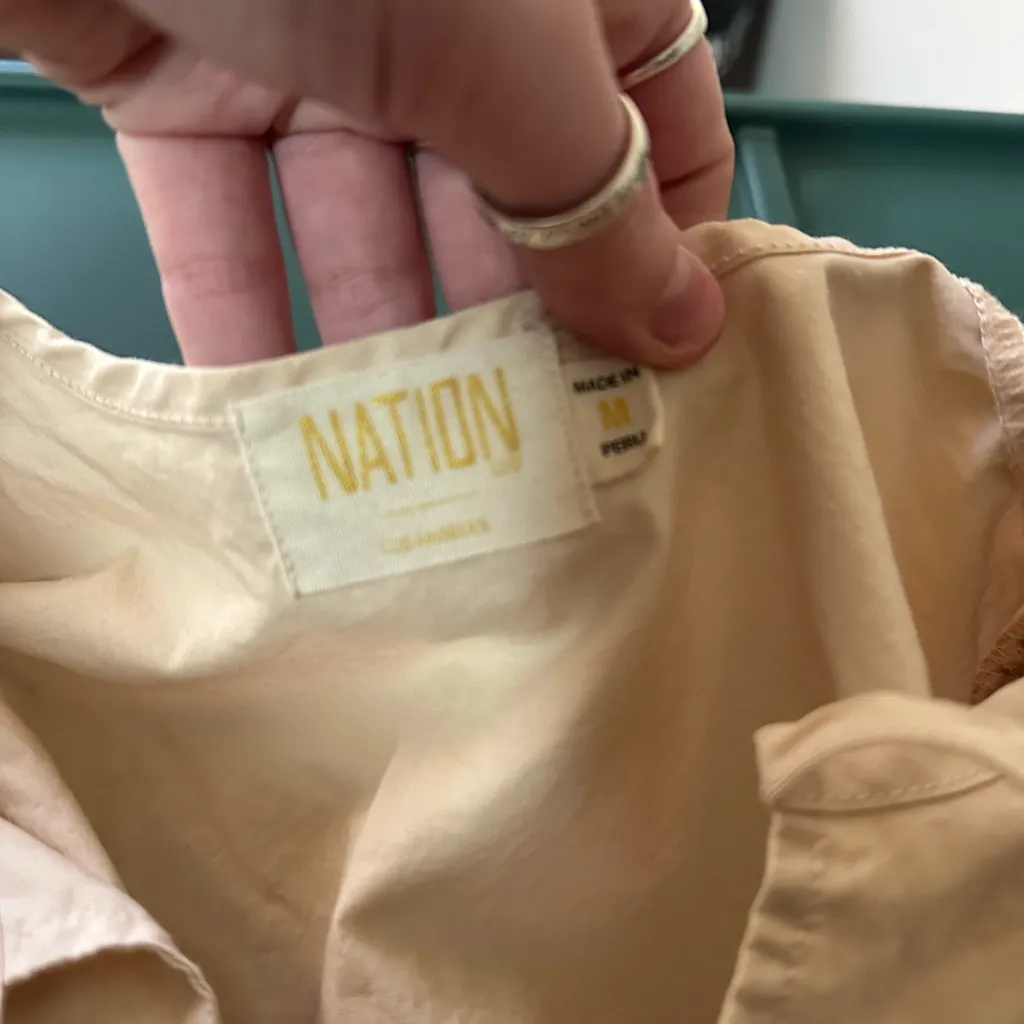 Nation LTD Bonnie bobbed sweatshirt white chocolate ivory medium Peru cotton - Image 4