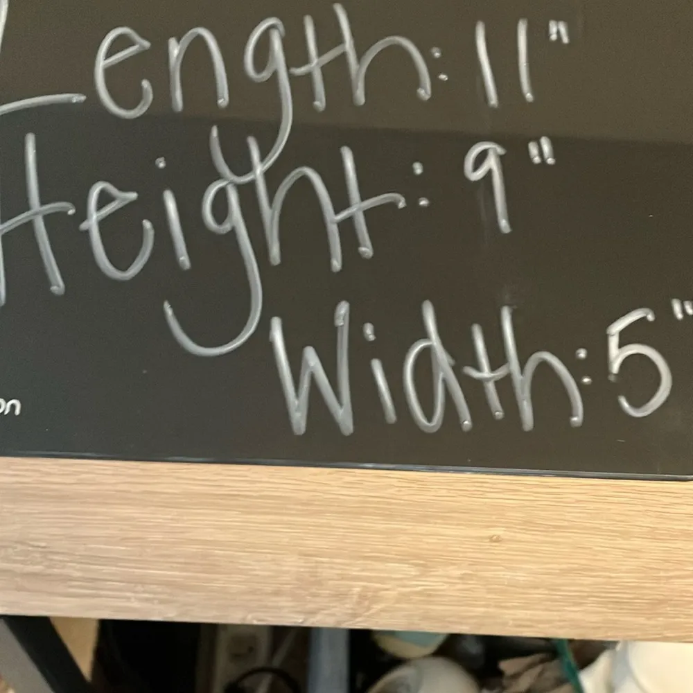 : Vintage Tan & White Floral Shoulder Bag- Embossed Design- Loved - Image 14