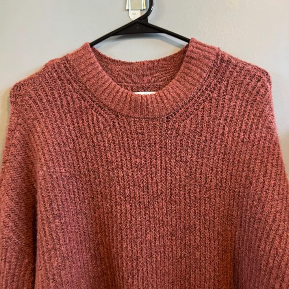 American Eagle Rust Sweater - Image 2