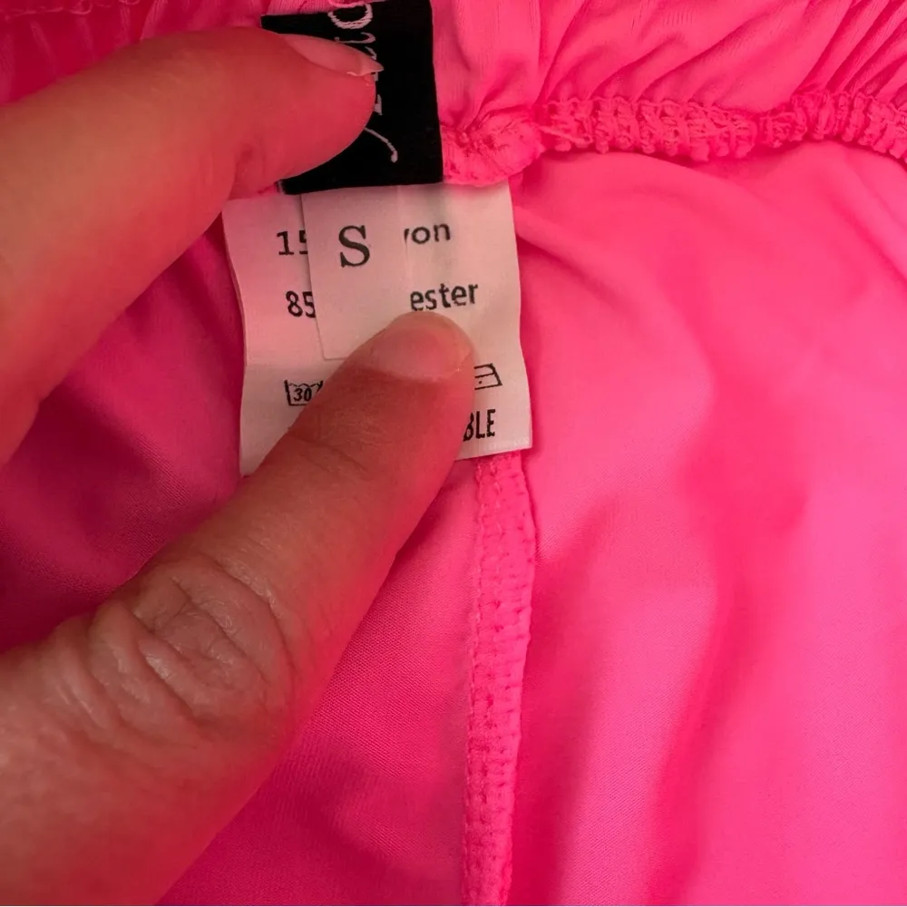 Butterfly flutter athletic shorts bright pink small - Image 8